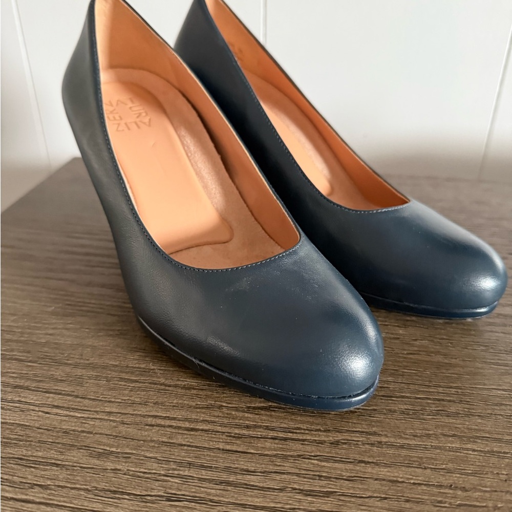 Naturalizer Dark Blue Heels